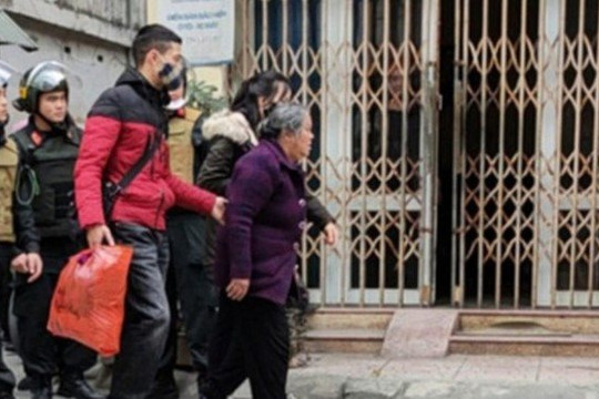 Hàng trăm cảnh sát vây bắt 'bà trùm' 75 tuổi cầm đầu đường dây buôn bán ma túy