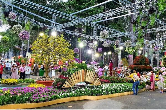 TP.HCM: Nhiều địa phương kiến nghị tạm dừng tổ chức chợ hoa xuân, hội hoa xuân