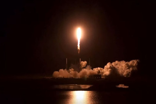 SpaceX lập kỷ lục tái sử dụng tên lửa Falcon 9