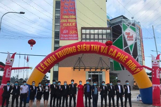 Công ty Nam Khang Miền Trung khai trương tổ hợp tiện ích Siêu thị Thi Phổ Center và Ruby Coffee