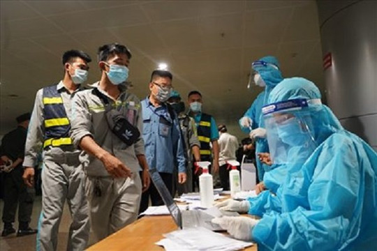 Thêm 4 nhân viên sân bay Tân Sơn Nhất dương tính với SARS-CoV-2