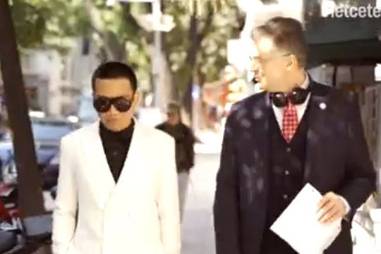 Sốt clip Đại sứ Mỹ nhờ Wowy hướng dẫn hát rap chúc tết người Việt