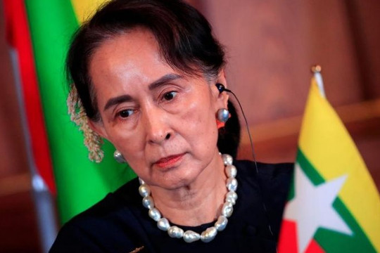 Quân đội Myanmar giam bà San Suu Kyi thêm 2 ngày, đưa ra tòa án vào 17.2
