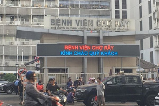 Bệnh viện Chợ Rẫy không nhận hoa, quà tặng Ngày Thầy thuốc Việt Nam