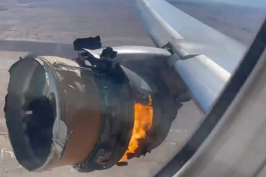 Động cơ bốc cháy khi Boeing 777-200 chở 241 người: 43 máy bay bị dừng hoạt động