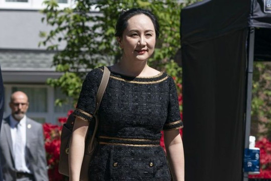‘Công chúa Huawei’ lại hầu tòa, phó chủ tịch công kích ông Trump
