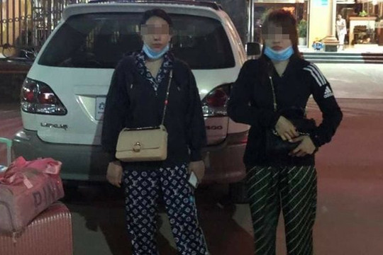 Báo Campuchia công bố hình ảnh 2 phụ nữ Việt Nam nhiễm COVID-19 làm phức tạp cuộc chiến chống dịch