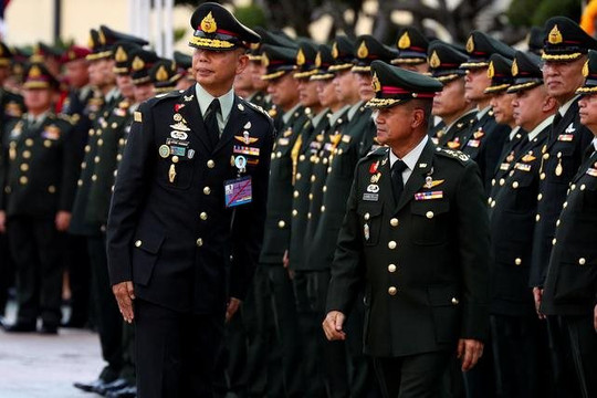 Thái Lan muốn giảm 350 tướng trong quân đội cho đỡ tốn ngân sách