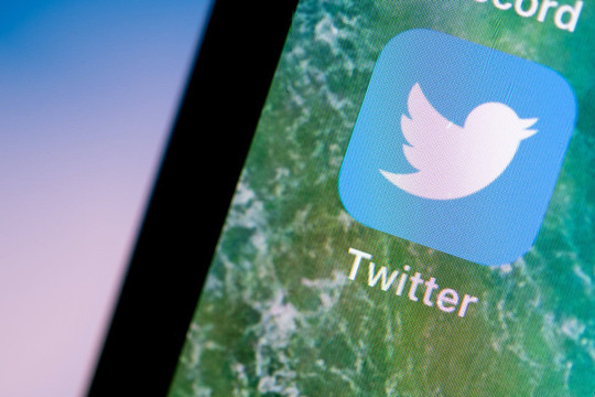 Nga làm chậm tốc độ Twitter vì bất tuân lệnh, dọa cấm vĩnh viễn