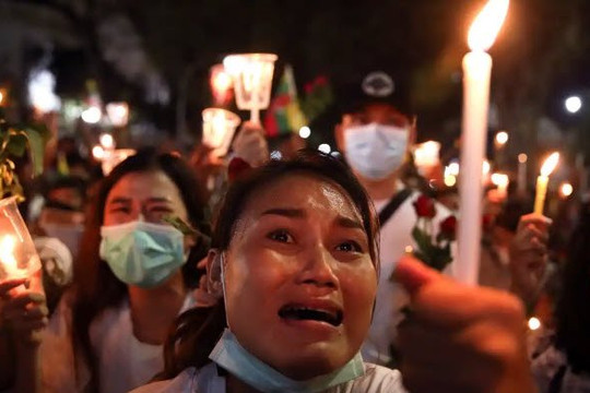 Bị cấm biểu tình, hơn 1 triệu người Myanmar ở Thái Lan bất lực khi quân đội đàn áp đồng bào