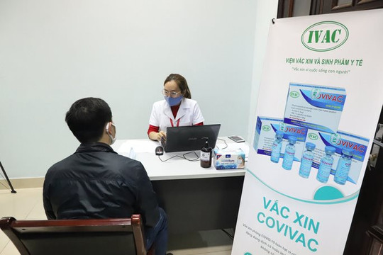 Tiêm thử nghiệm vắc xin COVID-19 thứ 2 của Việt Nam cho 6 tình nguyện viên đầu tiên