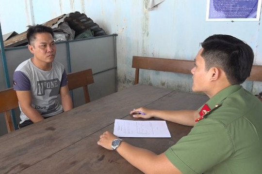 Bắt kẻ tổ chức cho 13 người Trung Quốc xuất cảnh trái phép qua Campuchia