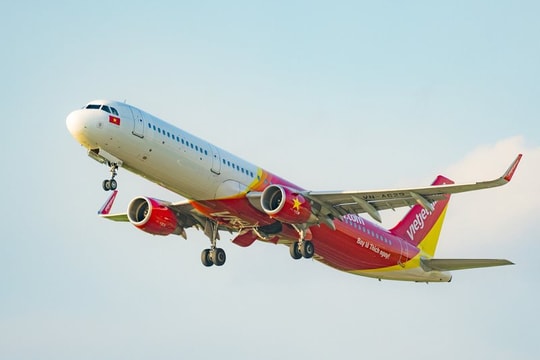 Cô gái Thanh Hóa tiếp xúc gần bệnh nhân COVID-19 trên chuyến bay Phú Quốc - Hà Nội