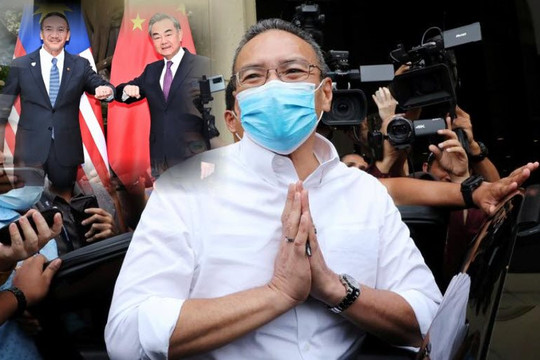 Phe đối lập tố Ngoại trưởng Malaysia xúc phạm đất nước vì gọi người đồng cấp Trung Quốc là ‘anh cả’