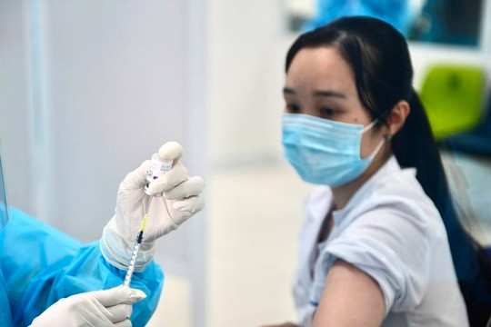 Hơn 58.400 người Việt đã tiêm ngừa COVID-19, các địa phương chuẩn bị nhận vắc xin đợt 2
