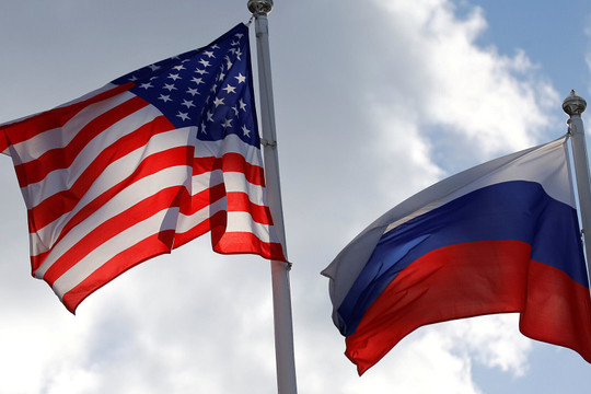 Mỹ cam kết hỗ trợ Ukraine tự vệ và chuẩn bị trừng phạt Nga