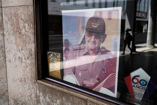 Ông Raúl Castro thông báo rời cương vị lãnh đạo Đảng Cộng sản Cuba ở tuổi 89