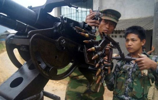 Quân đội Độc lập Kachin bắn hạ trực thăng quân sự Myanmar sau khi phá hủy 4 xe tăng 