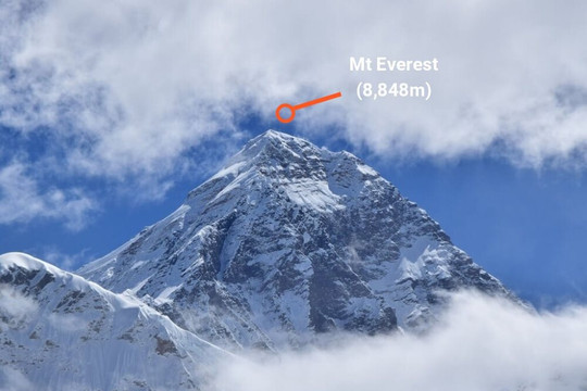 Nhà leo núi người Nepal lên đỉnh Everest lần thứ 25, tự phá kỷ lục chính mình 