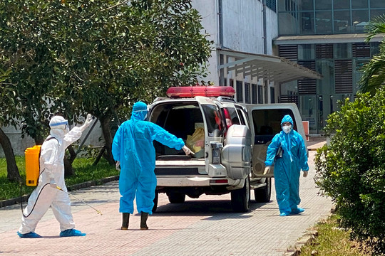 Thừa Thiên - Huế, Quảng Nam thêm 2 ca nghi nhiễm COVID-19 liên quan thẩm mỹ viện Đà Nẵng