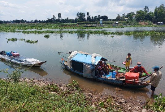 Chặn 9 người định vượt sông Hậu nhập cảnh trái phép, yêu cầu quay lại Campuchia sống