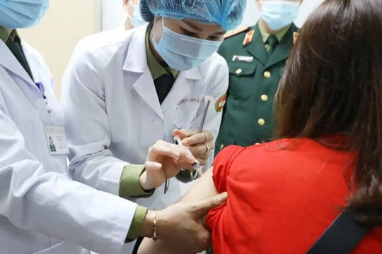 Báo Nhật đánh giá cao Việt Nam tự phát triển vắc xin COVID-19 không trông chờ Trung Quốc