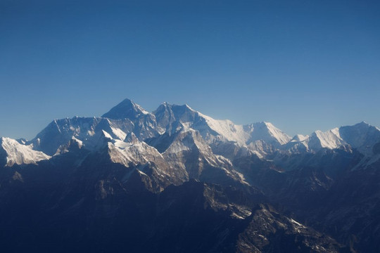 Trung Quốc hủy leo núi cao nhất thế giới từ phía Tây Tạng vì sợ COVID-19