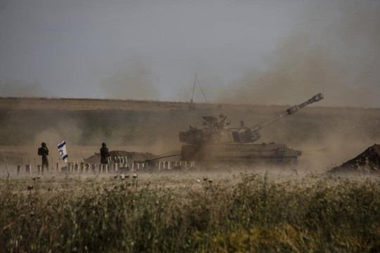 Israel không kích dữ dội chưa từng thấy, Gaza trong cơn cùng quẫn