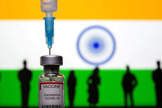 Ấn Độ đến tháng 10 mới có thể tái xuất khẩu vắc xin COVID-19