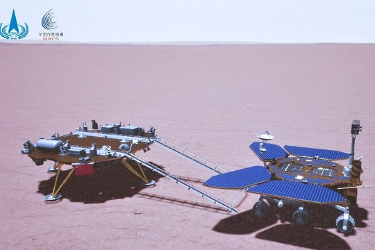 Tàu thám hiểm mang tên vị thần Trung Quốc lần đầu hạ bánh và chạy trên bề mặt sao Hỏa