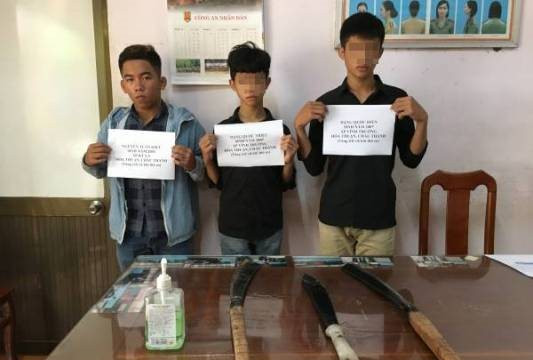 Trà Vinh: Ngăn chặn hai nhóm thanh thiếu niên cầm dao chuẩn bị thanh toán nhau