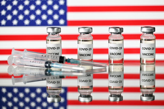 Chia sẻ 80 triệu liều vắc xin COVID-19 cho thế giới, Mỹ quyết vượt Trung Quốc về ngoại giao vắc xin