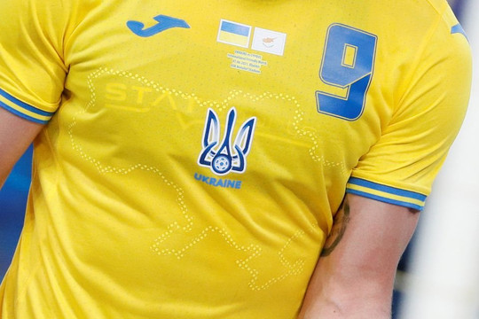 UEFA yêu cầu Ukraine xóa khẩu hiệu chính trị khỏi áo đấu EURO 2020, Nga lên tiếng