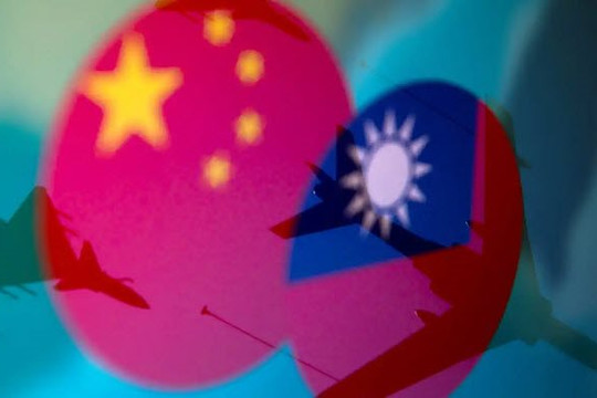 Trung Quốc tuyên bố không cúi đầu khi nói đến Đài Loan, Biển Đông ở Hội nghị Bộ trưởng Quốc phòng ASEAN Plus