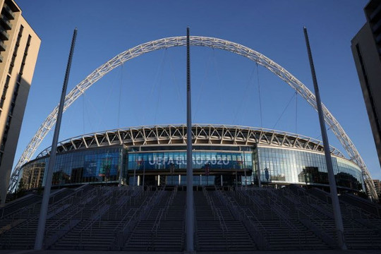 Ý đòi chuyển chung kết EURO 2020 khỏi Wembley vì COVID-19, Anh liền tăng số khán giả đến sân lên 60.000
