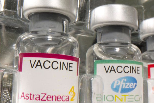 Tiêm kết hợp vắc xin AstraZeneca và Pfizer thế nào để đạt hiệu quả cao nhất?