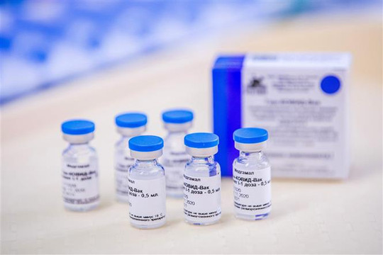 Việt Nam đã sản xuất lô vắc xin COVID-19 Sputnik-V thử nghiệm đầu tiên