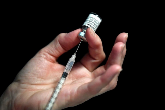 Đức: 8.500 người bị nữ y tá tiêm tráo vắc xin bằng nước muối 