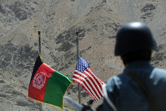 Đồng minh so sánh độ tin cậy của Mỹ ở Afghanistan không bằng Nga với Syria