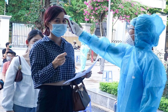 Hà Nội thêm 17 ca mới, Bộ Y tế ban hành hướng dẫn phòng chống dịch tại các cơ quan