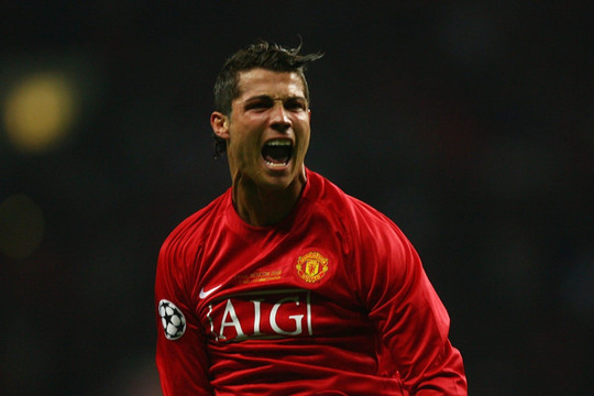Man United chính thức có Ronaldo khi hoàn tất thỏa thuận với Juventus, Man City bỏ cuộc