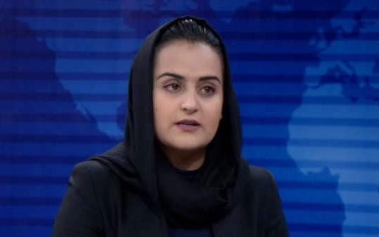 Nữ nhà báo đầu tiên phỏng vấn trực tiếp Taliban đã rời Afghanistan 
