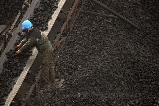 Trung Quốc trả giá vì tẩy chay than đá Úc