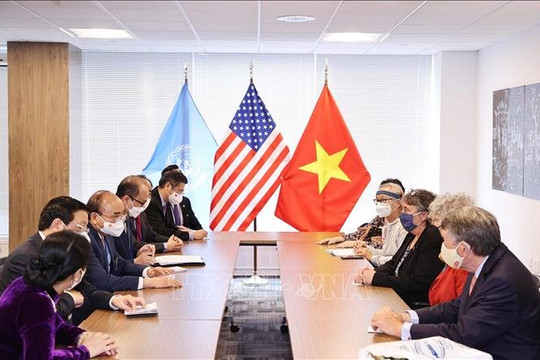 Chủ tịch nước Nguyễn Xuân Phúc tiếp đại diện bạn bè Hoa Kỳ

