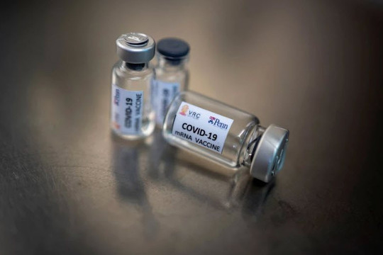 2 nhà khoa học đứng sau vắc xin mRNA liệu có cơ hội nhận giải Nobel Y học?