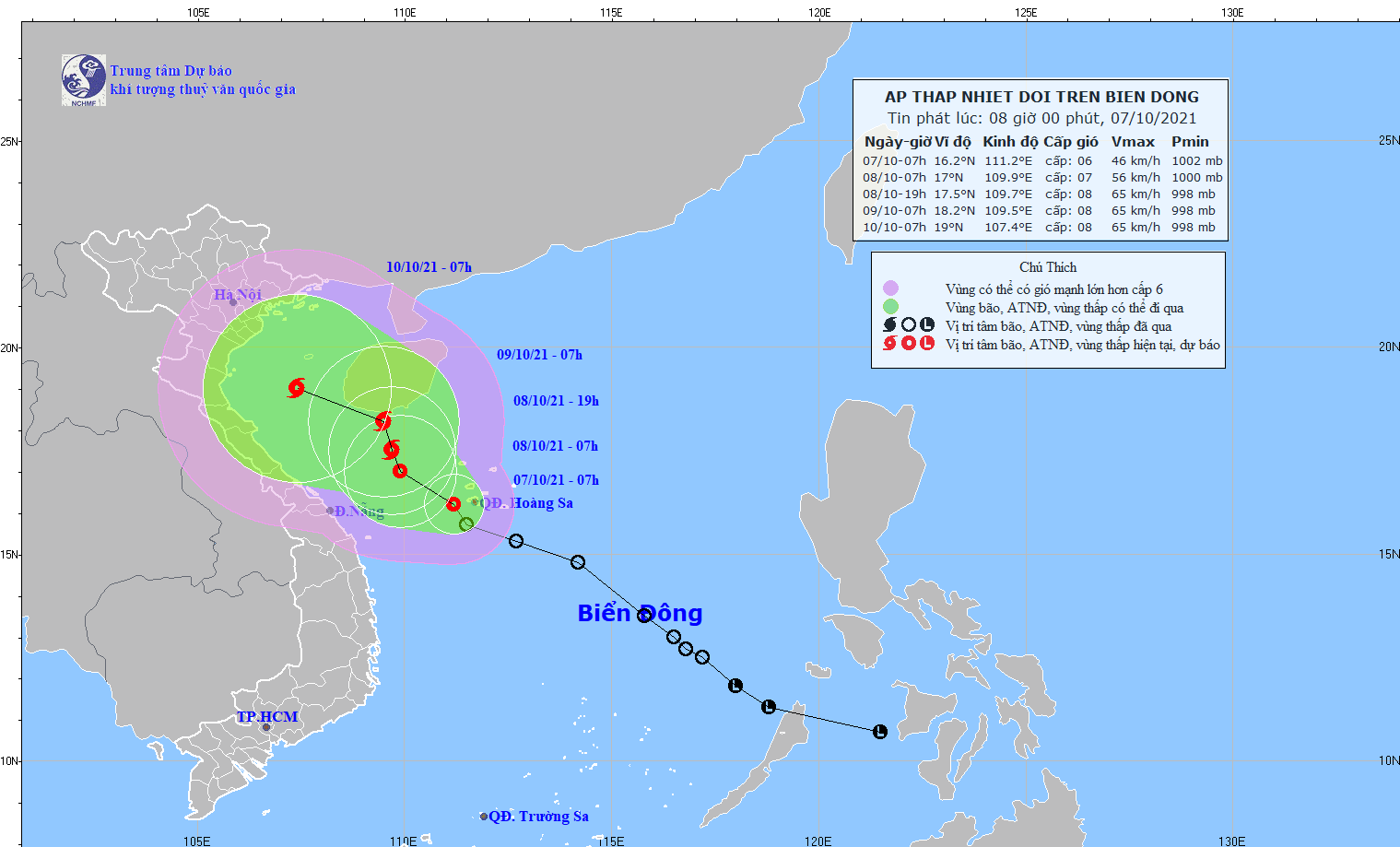 Áp thấp nhiệt đới trên Biển Đông: Khả năng mạnh lên thành bão, miền Trung mưa lớn