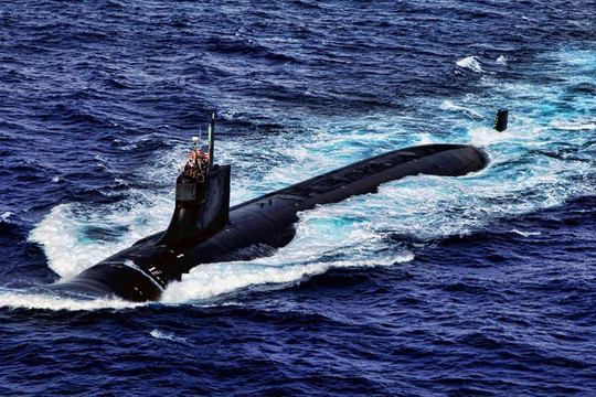Tàu ngầm Mỹ va vật thể lạ trên Biển Đông, các quan chức không tin có bàn tay Trung Quốc