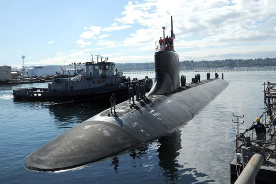 Tàu ngầm hạt nhân Mỹ gặp tai nạn ở Biển Đông