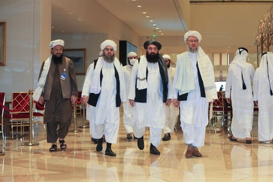 Taliban không hợp tác với Mỹ chống IS