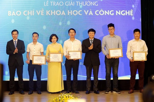 Bộ KH-CN công bố Giải thưởng báo chí về KH-CN năm 2020